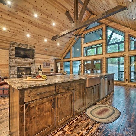 Broken Bow Cabin Deck With Hot Tub And Pool Table! Екстериор снимка