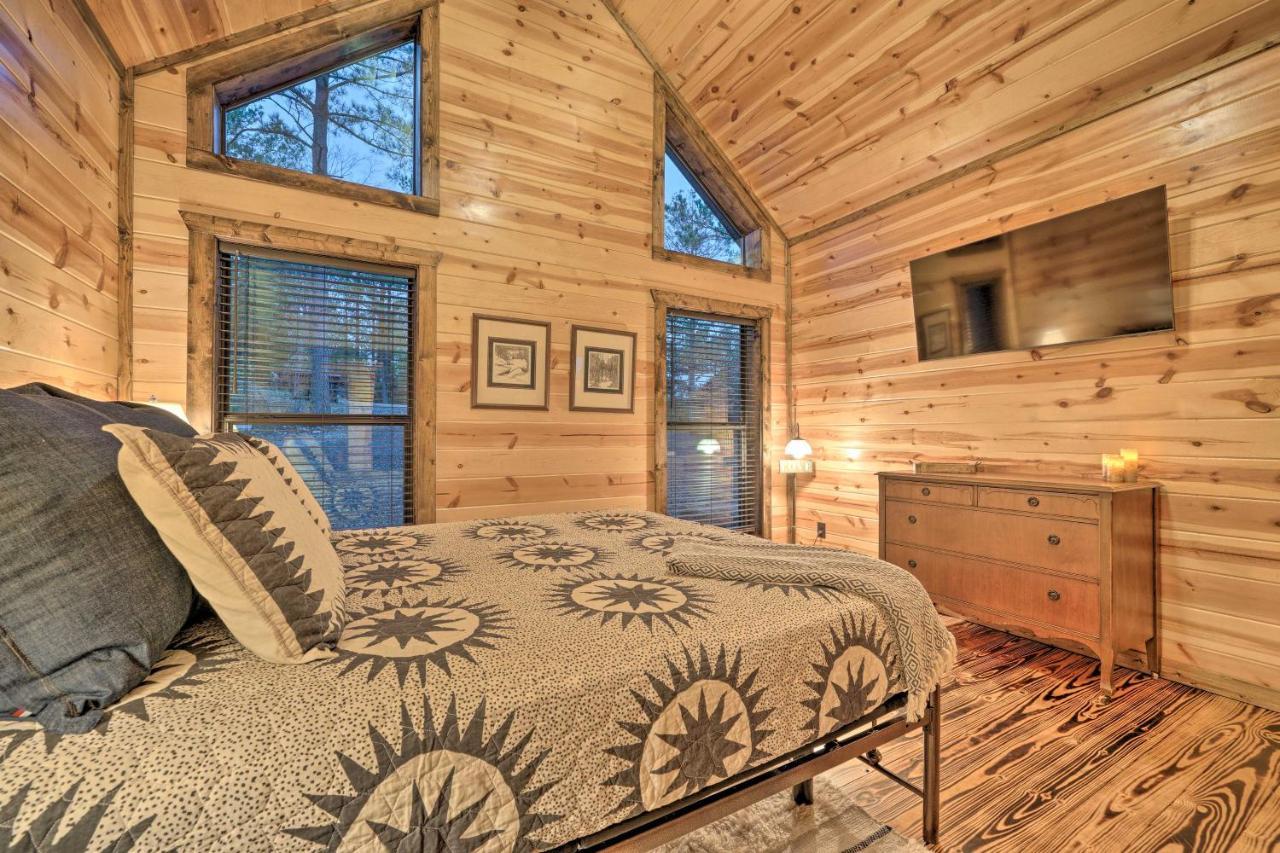 Broken Bow Cabin Deck With Hot Tub And Pool Table! Екстериор снимка
