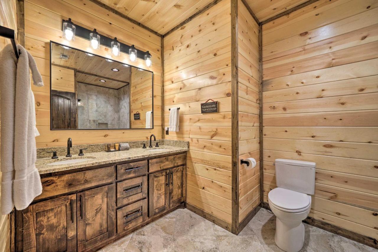 Broken Bow Cabin Deck With Hot Tub And Pool Table! Екстериор снимка