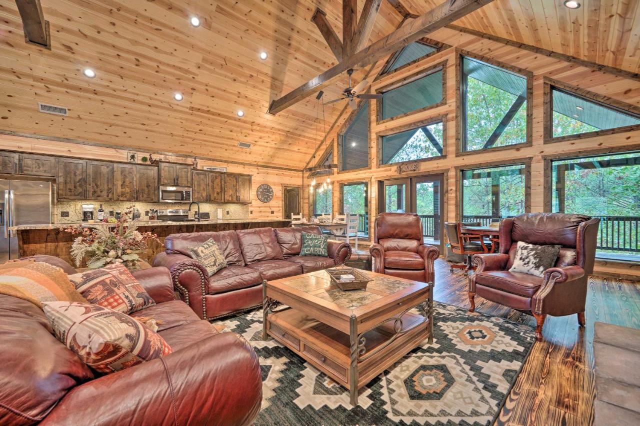 Broken Bow Cabin Deck With Hot Tub And Pool Table! Екстериор снимка